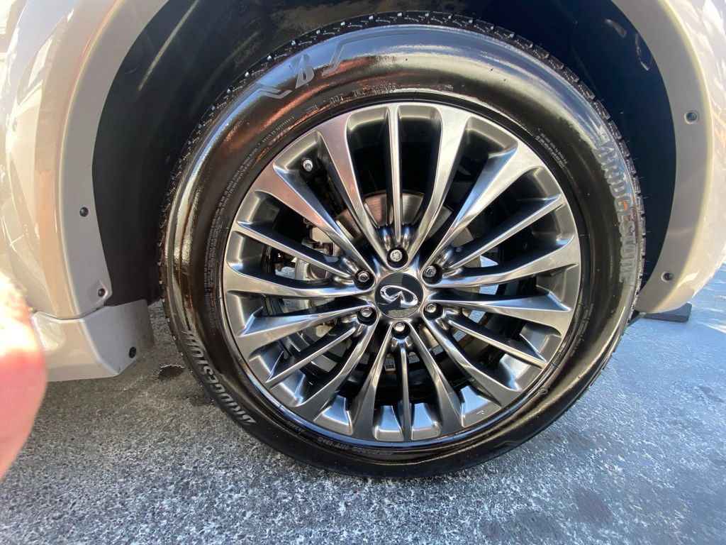 Used 2024 INFINITI QX80 Sensory AWD/4WD image 34