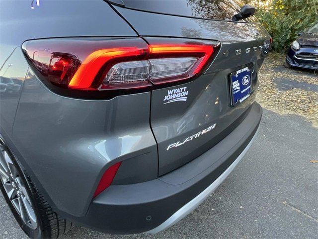 Certified 2025 Ford Escape Platinum w/ Premium Technology Package image 10