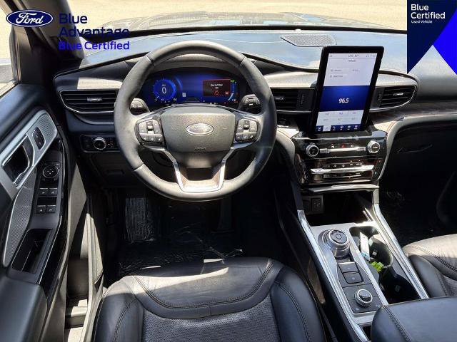 Certified 2023 Ford Explorer Platinum w/ Technology Package AWD/4WD image 10