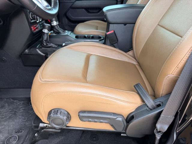 Used 2023 Jeep Gladiator Rubicon w/ LED Lighting Group AWD/4WD image 19