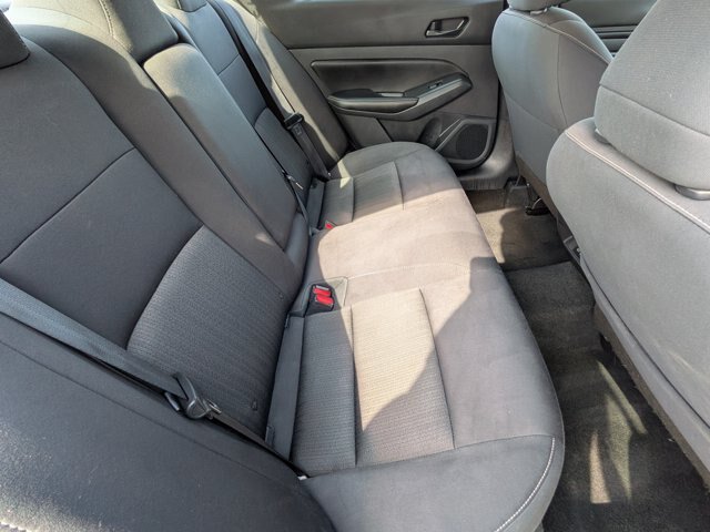 Used 2024 Nissan Altima 2.5 SV FWD image 24