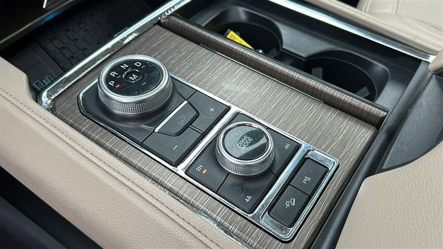 Certified 2023 Ford Expedition Limited image 29