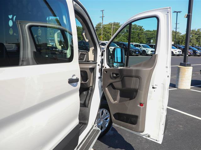 Certified 2025 Ford Transit 250 Low Roof w/ Exterior Upgrade Package RWD image 29
