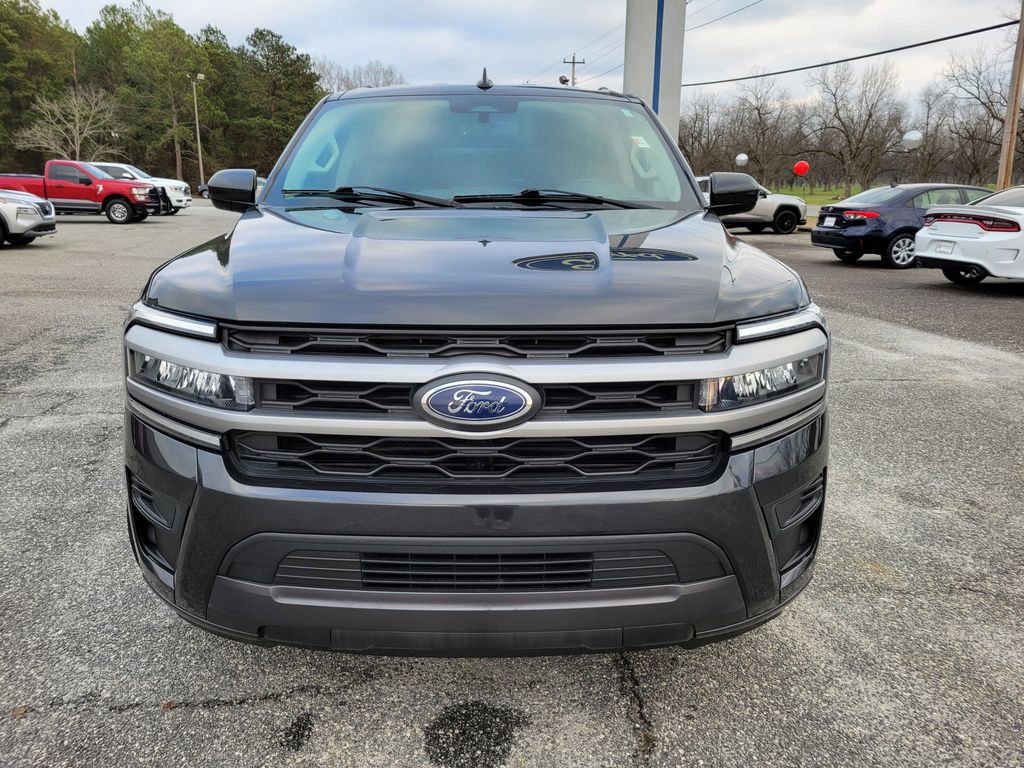 Certified 2023 Ford Expedition Max XLT image 8