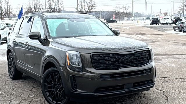 Used 2022 Kia Telluride EX w/ EX Premium Package image 8