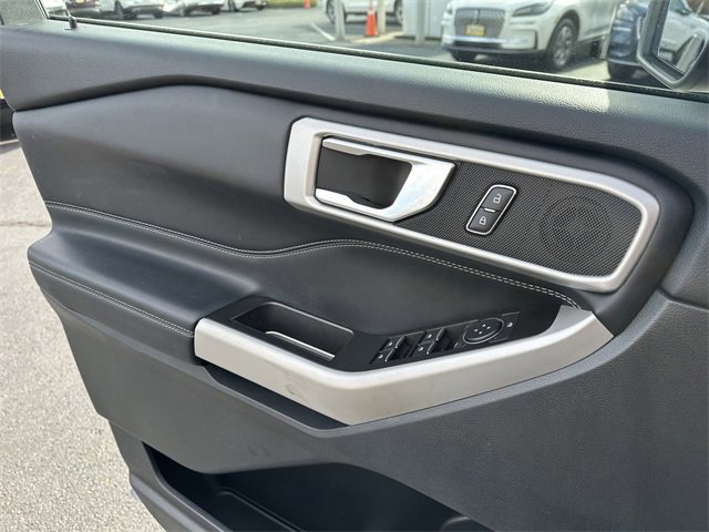 Certified 2022 Ford Explorer XLT image 31