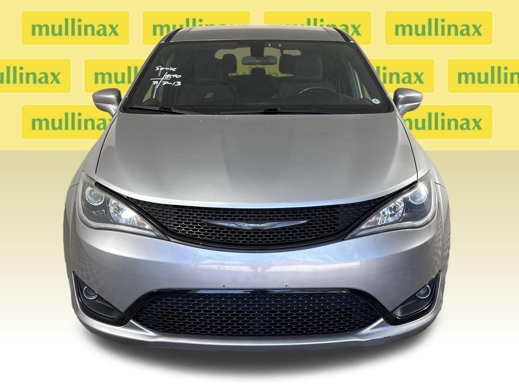 Used 2018 Chrysler Pacifica Touring Plus w/ S Appearance Package FWD image 15
