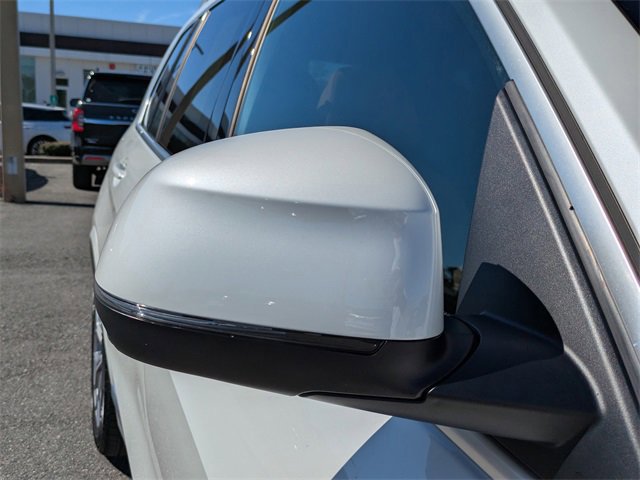 Used 2023 BMW X7 xDrive40i w/ Premium Package image 12