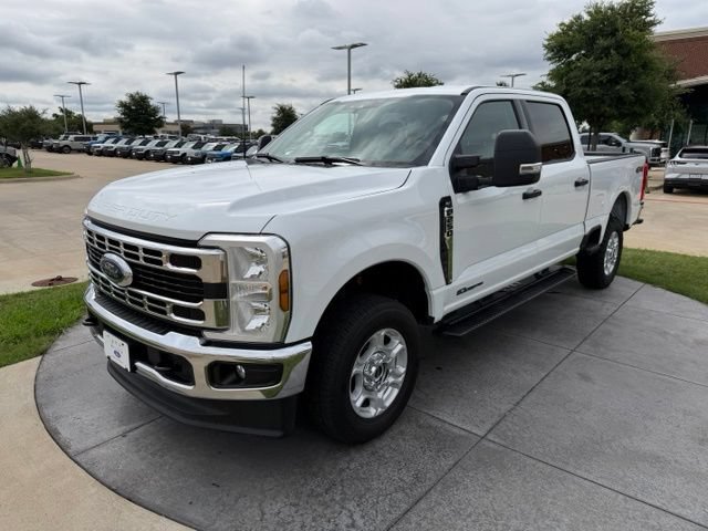Certified 2025 Ford F250 XLT AWD/4WD image 3