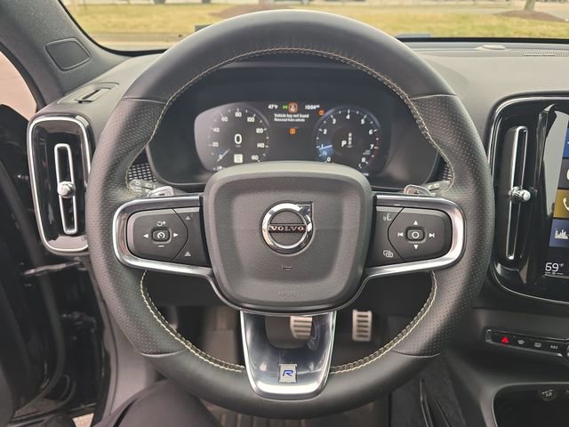 Used 2019 Volvo XC40 T5 R-Design image 15