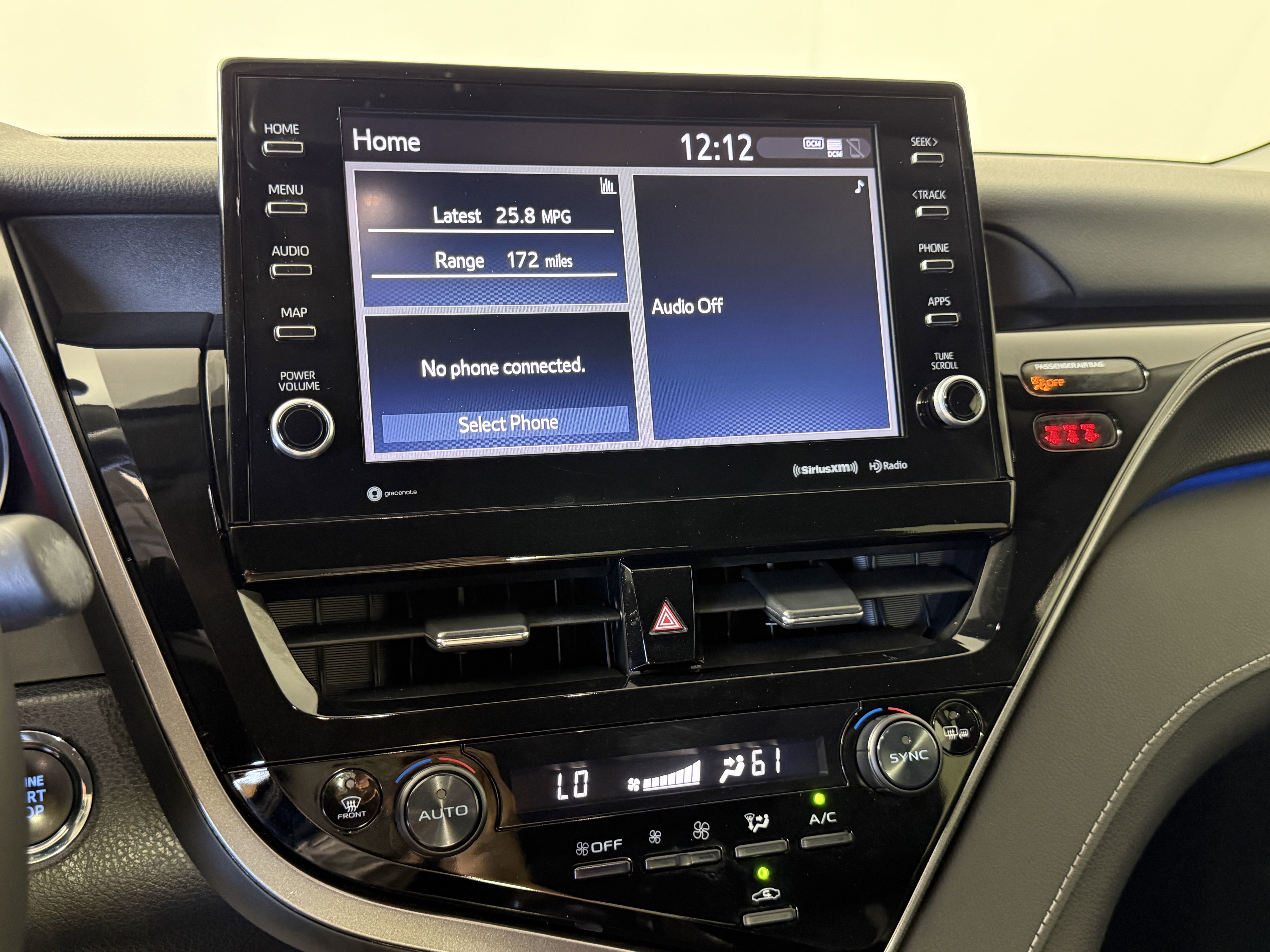 Used 2024 Toyota Camry XSE image 18