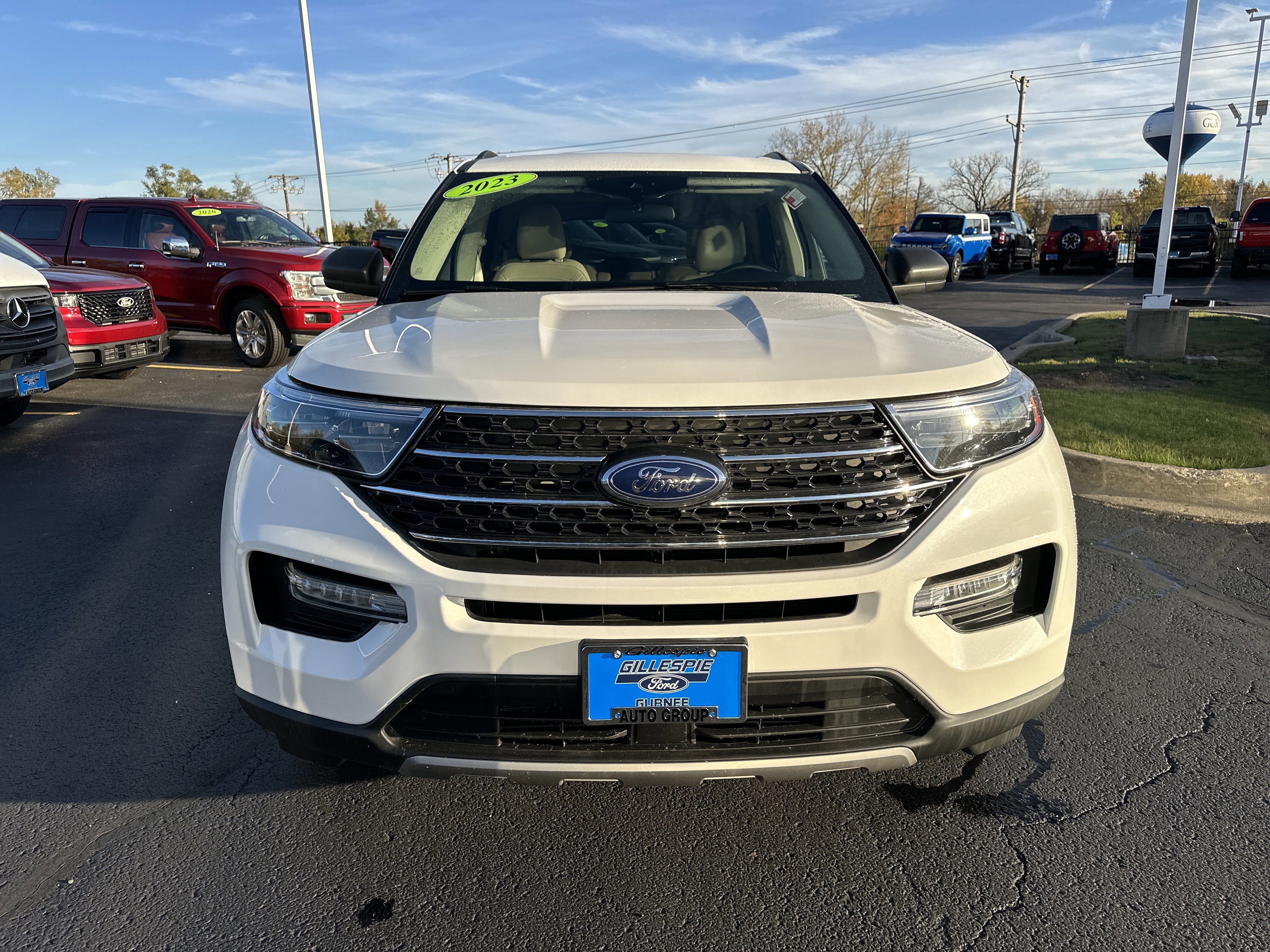 Certified 2023 Ford Explorer XLT w/ Equipment Group 202A image 8