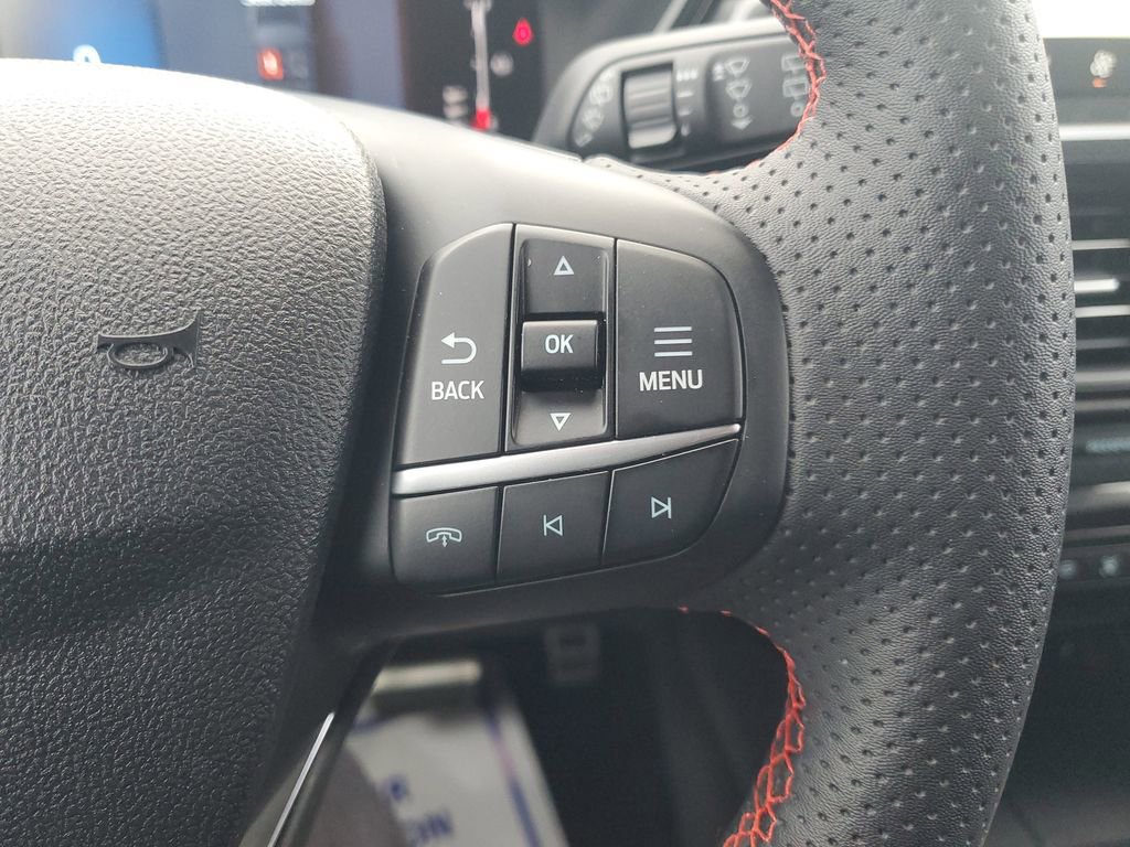 Certified 2023 Ford Escape ST-Line Select w/ Tech Pack #1 image 21