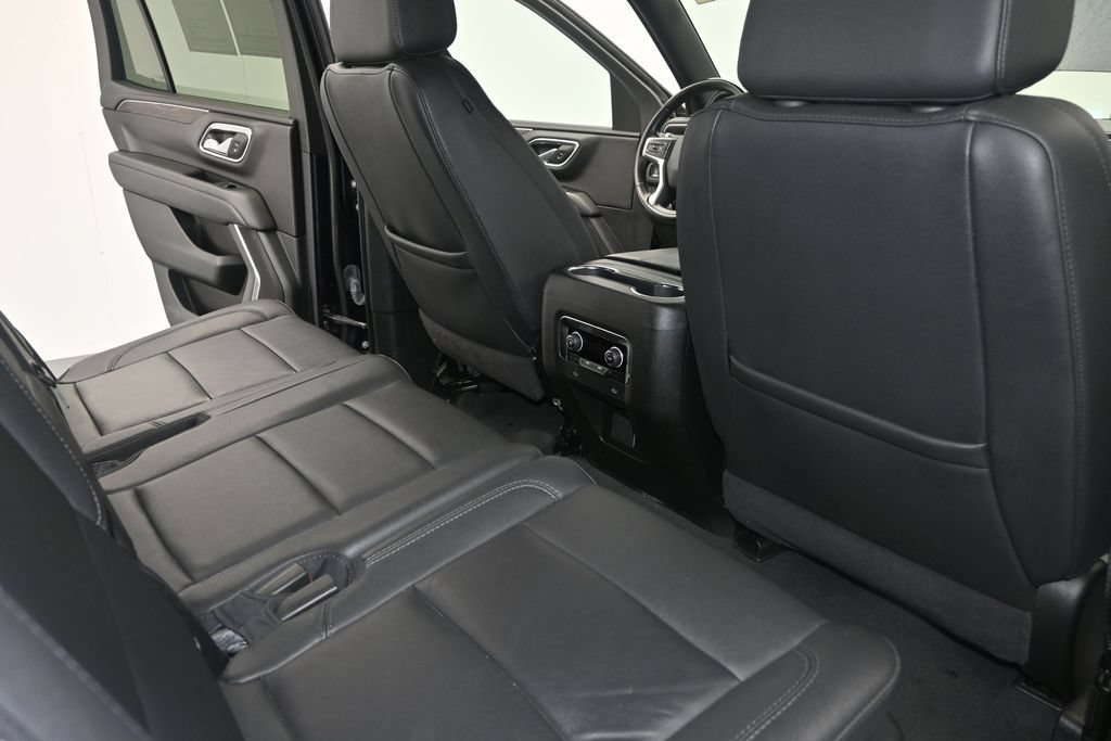 Used 2024 Chevrolet Tahoe LT RWD image 12