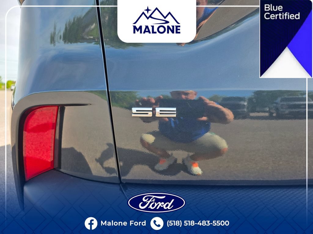 Certified 2022 Ford Escape SE w/ Cold Weather Package AWD/4WD image 14