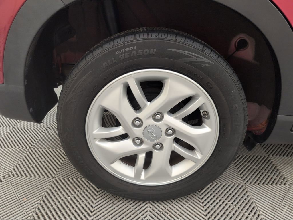 Used 2021 Hyundai Venue SE image 20