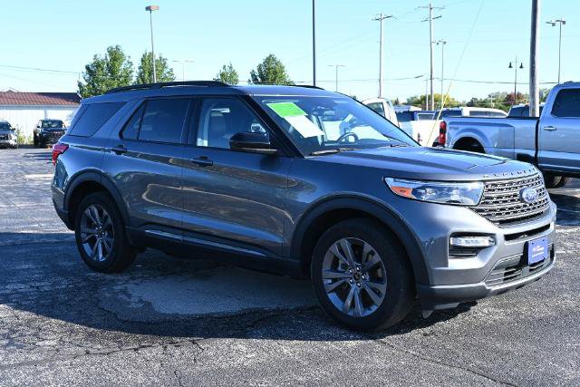 Certified 2024 Ford Explorer XLT w/ Equipment Group 202A AWD/4WD image 7
