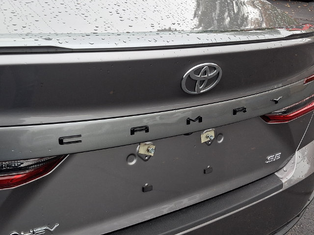 Used 2025 Toyota Camry SE w/ Convenience Package FWD image 29