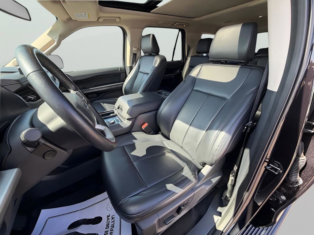 Certified 2024 Ford Expedition XLT image 11