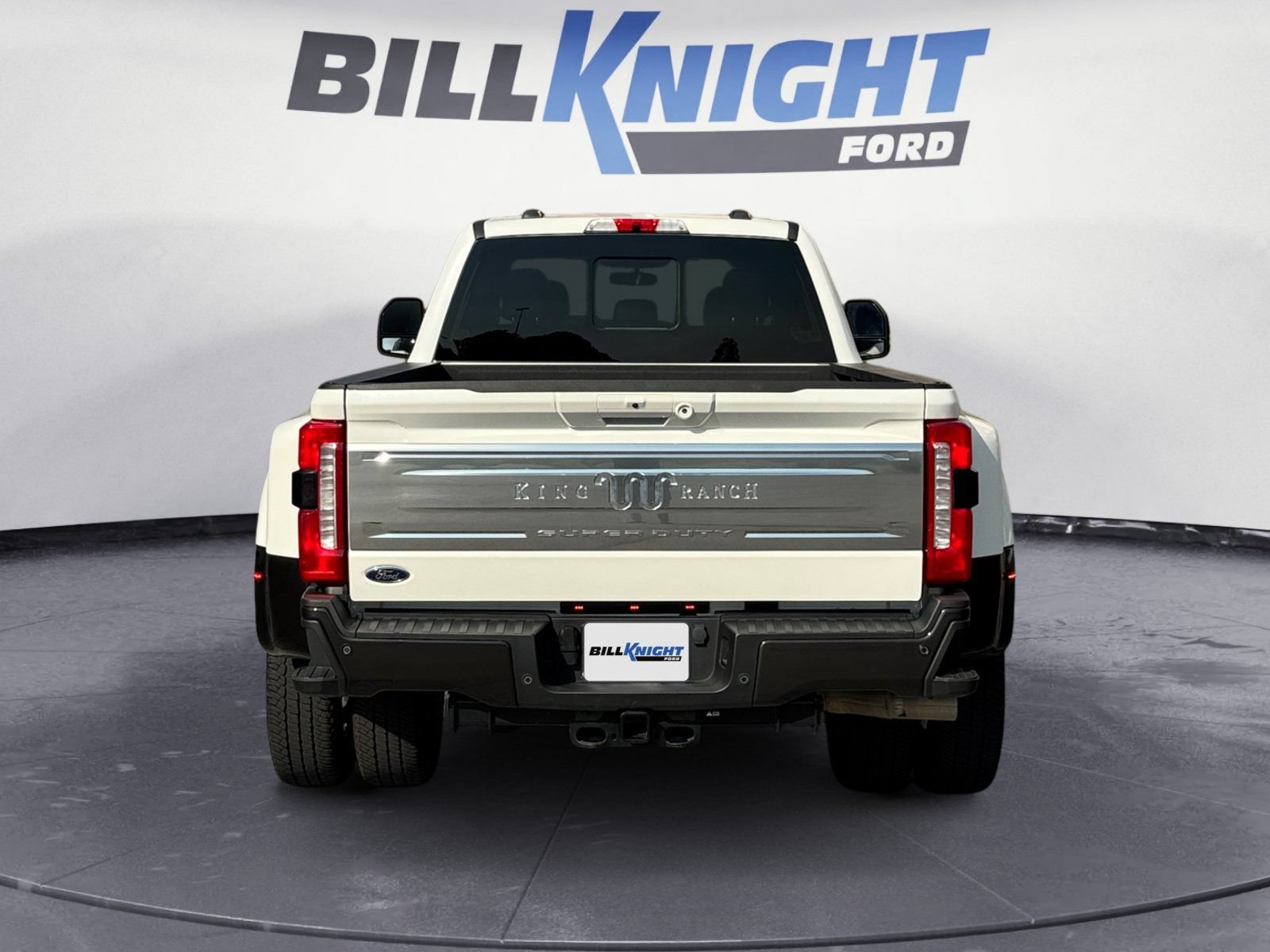 Certified 2024 Ford F350 King Ranch AWD/4WD image 4