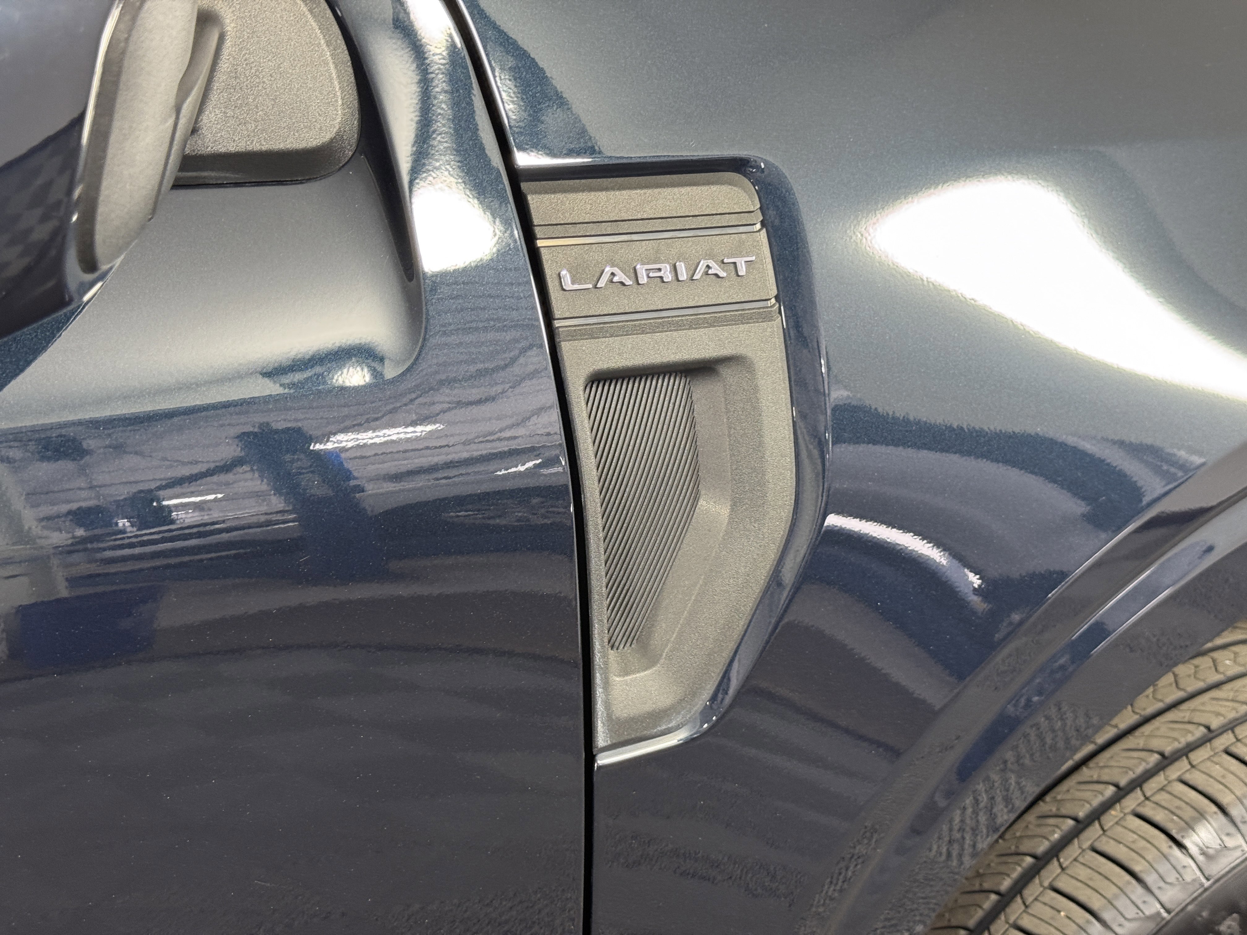 Certified 2023 Ford Maverick Lariat w/ Lariat Luxury Package image 9