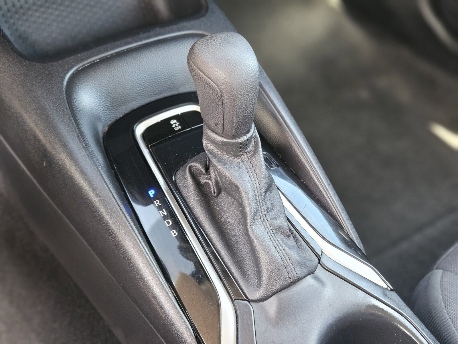 Used 2023 Toyota Corolla LE image 25