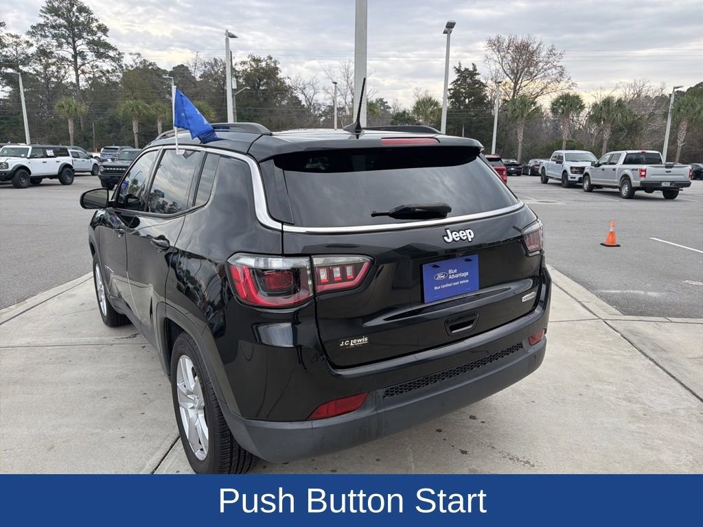 Used 2022 Jeep Compass Latitude w/ Sun and Sound Group image 3