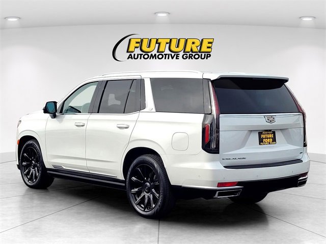 Used 2022 Cadillac Escalade Premium Luxury Platinum w/ Heavy-Duty Trailer Package image 3