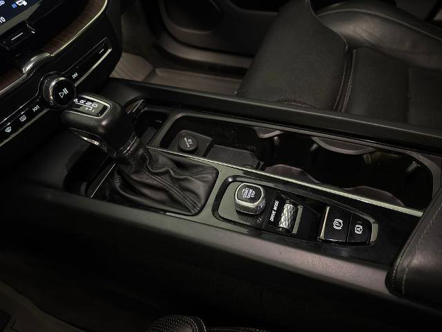 Used 2019 Volvo XC60 T5 Inscription w/ Protection Package Premier FWD image 28