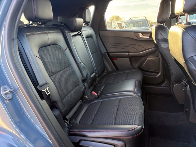 Certified 2023 Ford Escape ST-Line Elite AWD/4WD image 13