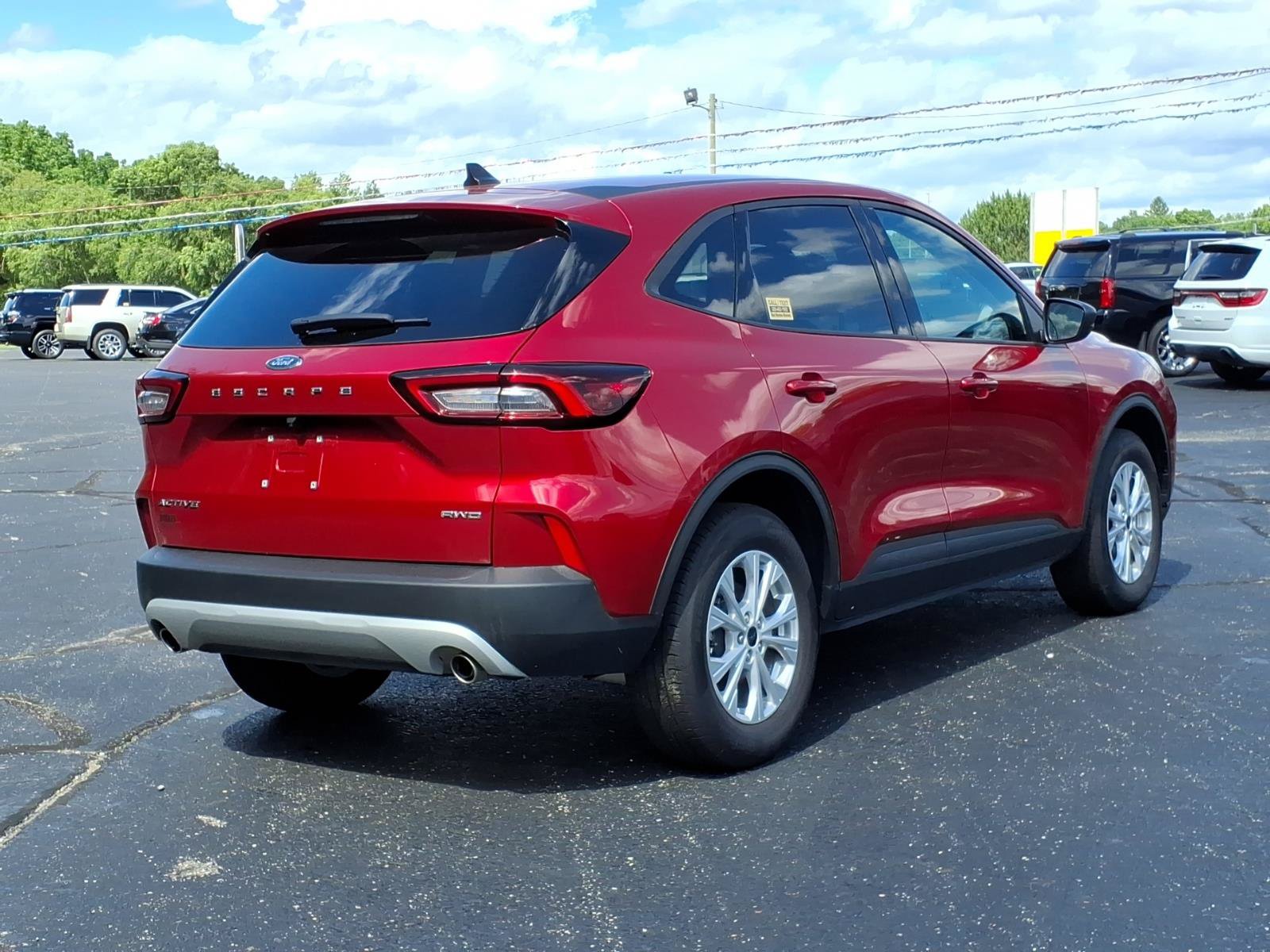 Certified 2025 Ford Escape Active w/ Cold Weather Package AWD/4WD image 14