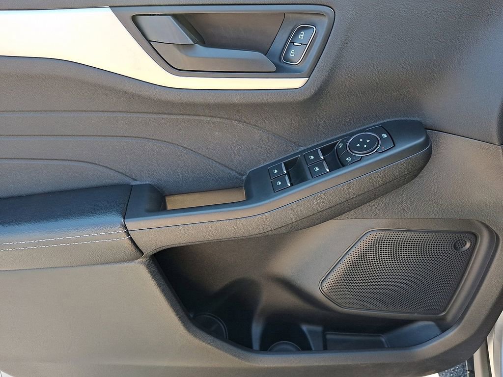 Certified 2022 Ford Escape SE AWD/4WD image 11