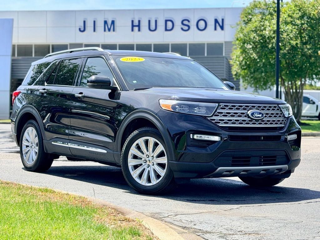 Certified 2023 Ford Explorer Limited w/ Limited Technology Package AWD/4WD image 2