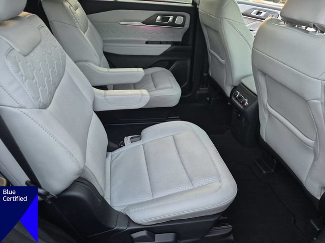 Certified 2025 Ford Explorer Platinum w/ Ultimate Package AWD/4WD image 35