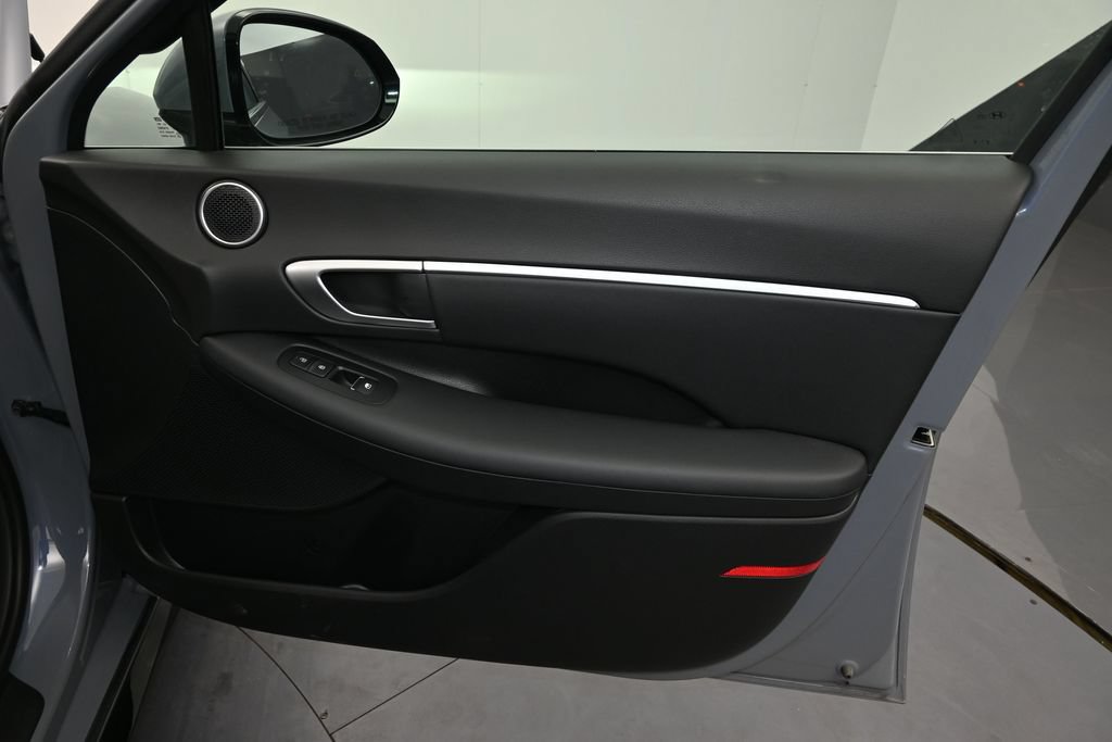 Used 2026 Hyundai Sonata SEL FWD image 17