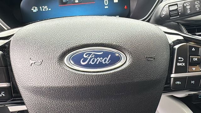Certified 2023 Ford Escape Platinum AWD/4WD image 21