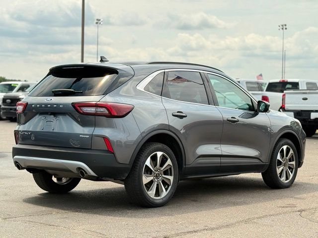 Certified 2024 Ford Escape Platinum AWD/4WD image 33