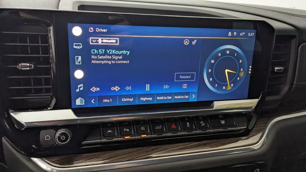 Used 2022 Chevrolet Silverado 1500 LT Trail Boss w/ Convenience Package II image 23