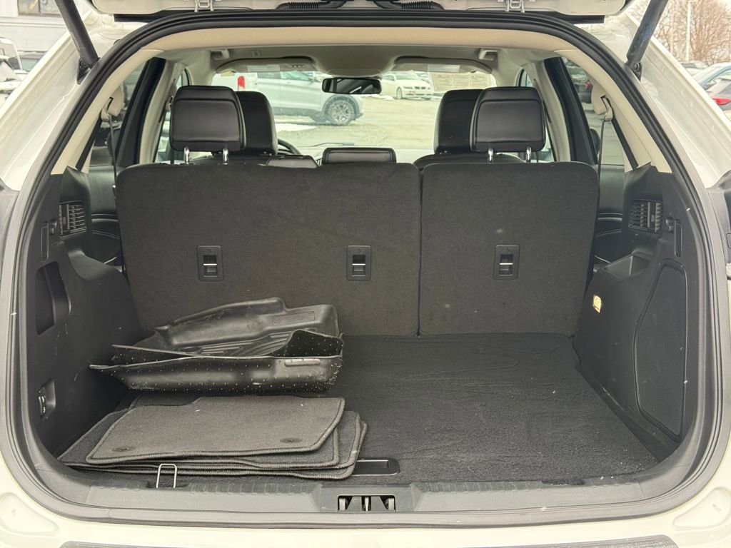 Certified 2024 Ford Edge Titanium image 8