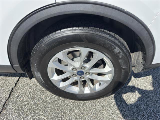 Certified 2020 Ford Escape SE image 31