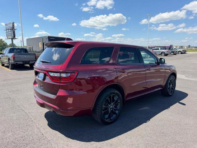 Used 2022 Dodge Durango GT w/ Blacktop Package AWD/4WD image 5