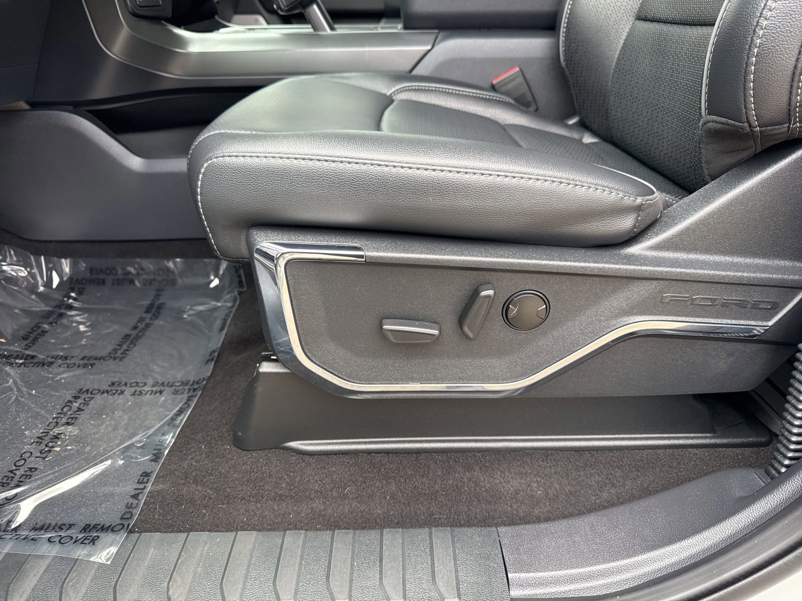 Certified 2024 Ford F150 Lariat w/ FX4 Off-Road Package image 43