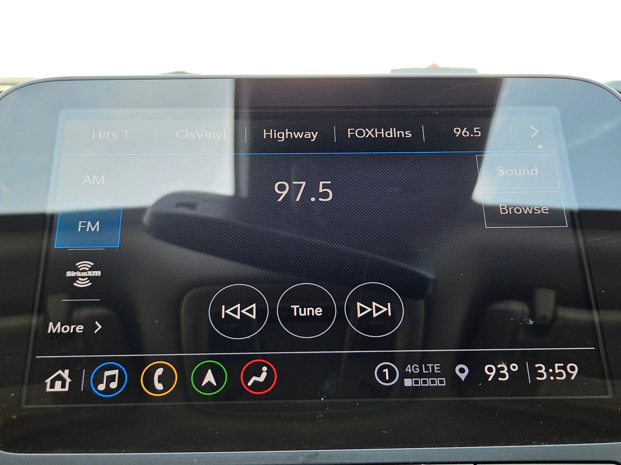 Used 2024 Chevrolet Malibu LT FWD image 24