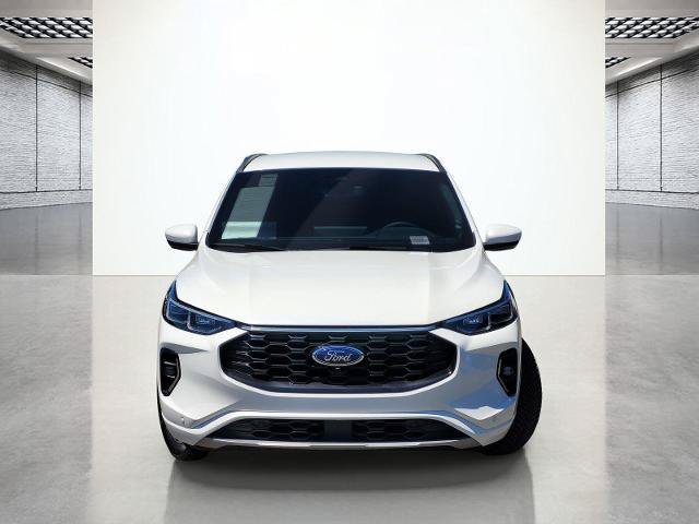 Certified 2023 Ford Escape ST-Line Elite AWD/4WD image 4