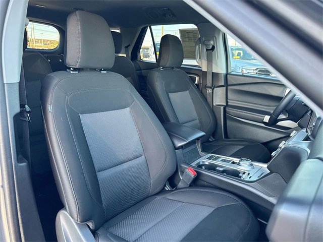 Certified 2023 Ford Explorer XLT image 31