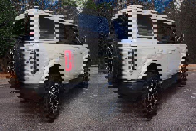 Certified 2025 Ford Bronco Outer Banks image 5