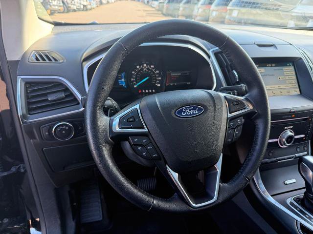 Certified 2018 Ford Edge Titanium w/ Equipment Group 301A AWD/4WD image 30