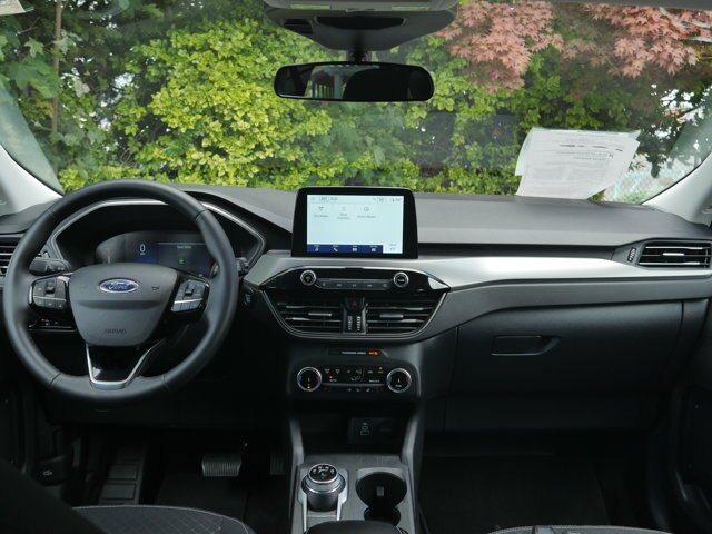 Certified 2025 Ford Escape Active AWD/4WD image 9