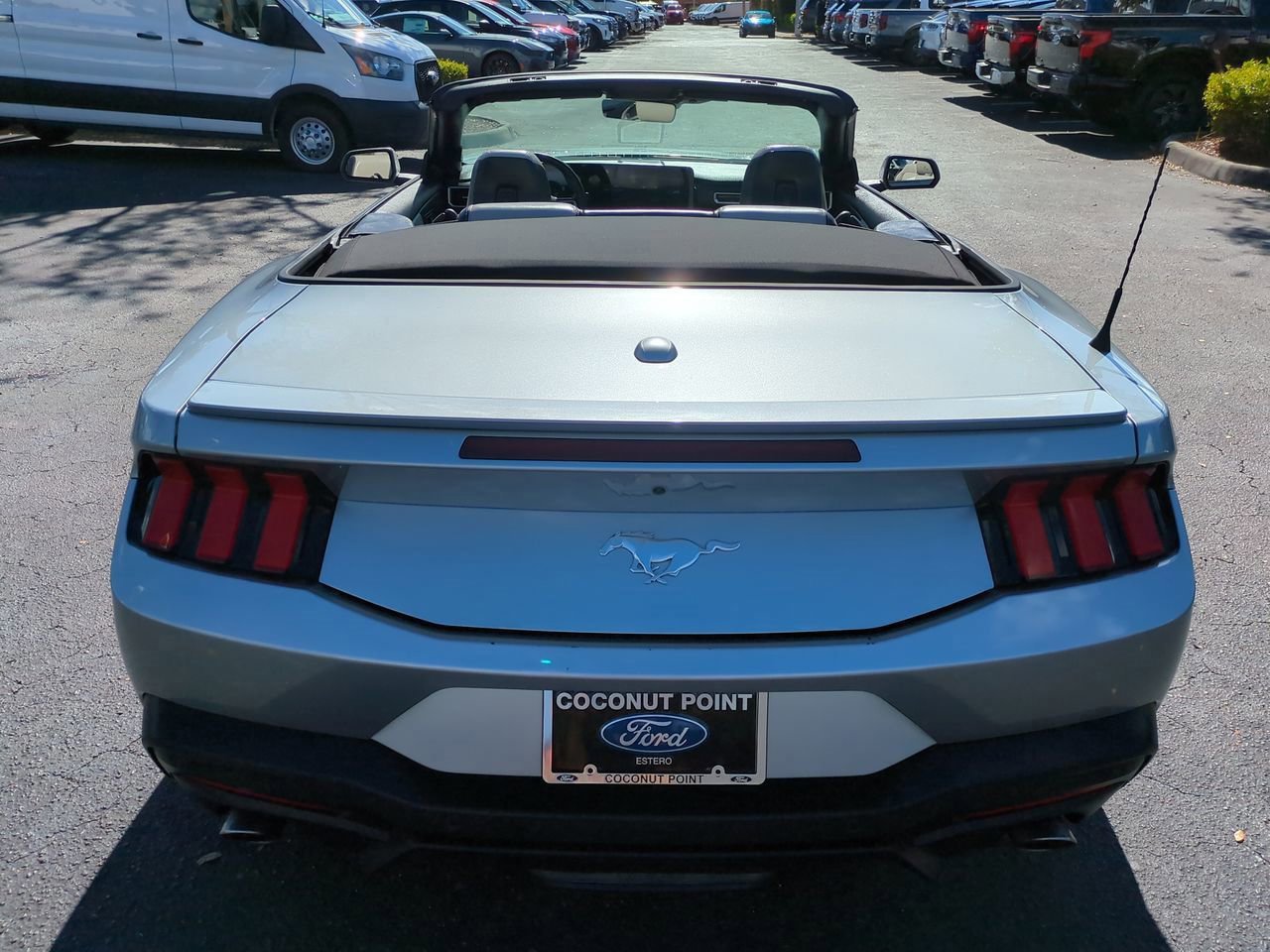 Certified 2024 Ford Mustang Premium image 4