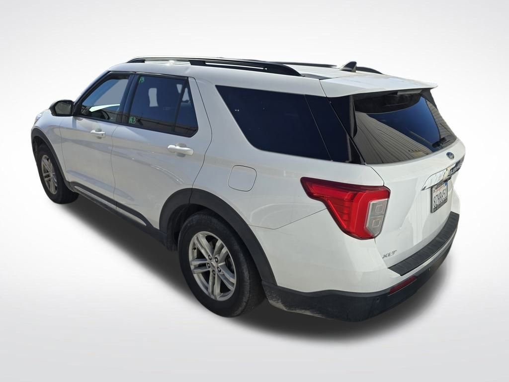Certified 2021 Ford Explorer XLT image 7